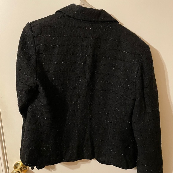 Blazer - Picture 2 of 3